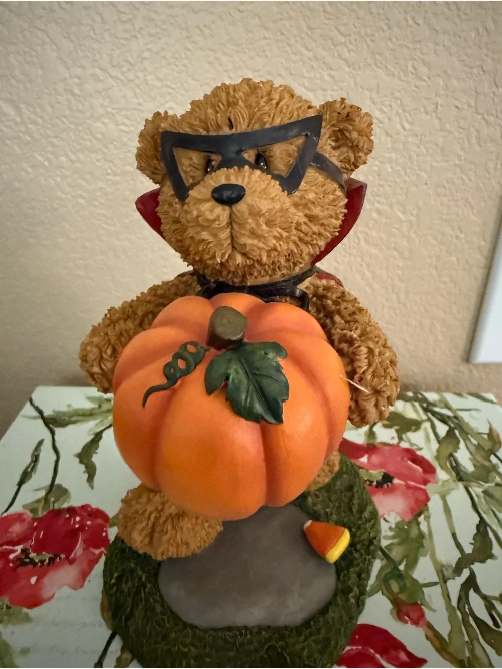 Plush Bear Halloween Pumpkin Resin Figurine Great Condition.
